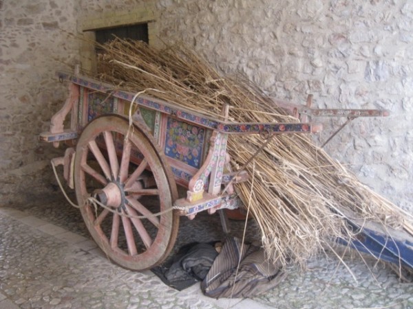 A colorful welcome to the hemp museum