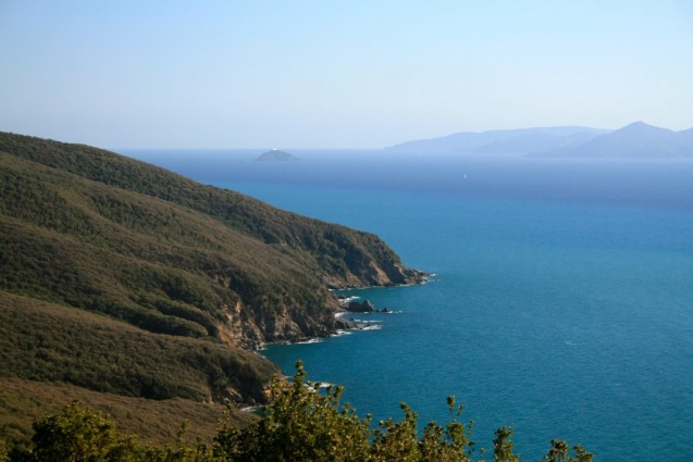 acropolis-populonia6-637x425-1 IMG_6452