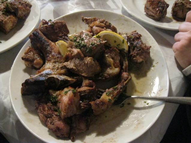bistecca-alla-fiorentina-is-the-crowing-glory-637x477-1 Bistecca alla fiorentina is the crowing glory