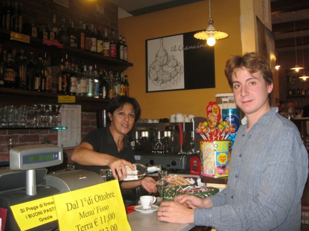 francesca-offers-grappa-to-a-happy-client-637x477-1 Francesca offers grappa to a happy client