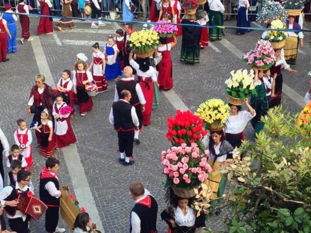 Little ones too in the festival