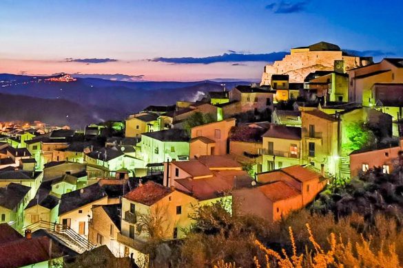 The Uniquely Boot-Shaped Italy: A Geographical Wonder - ItalianNotebook